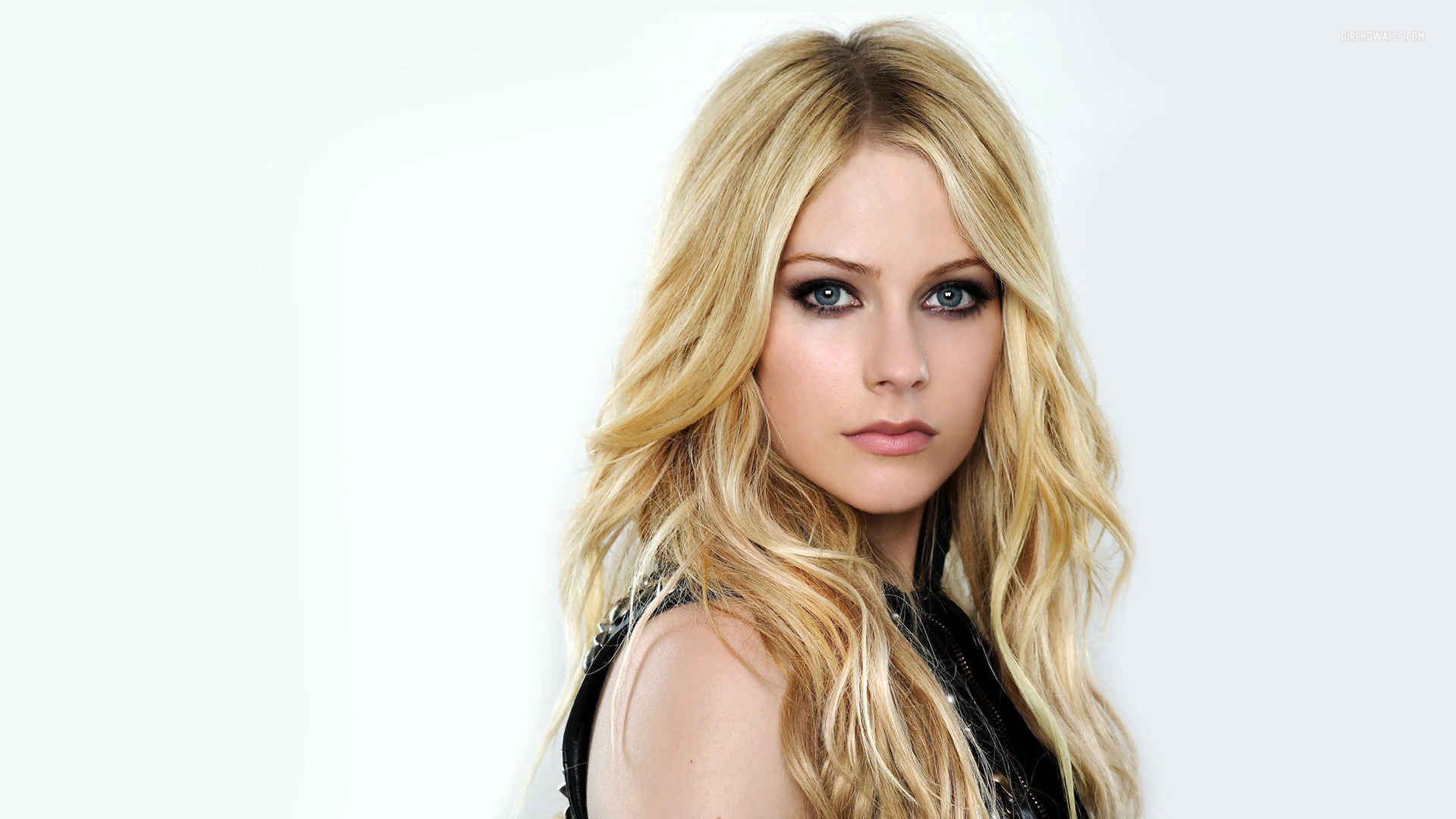 Photo:  Avril Lavigne